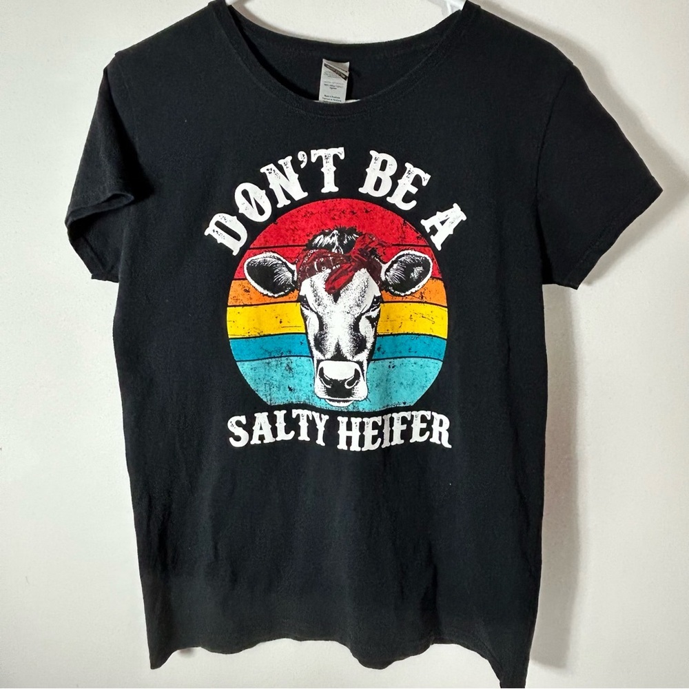 Gildan Black Heavy Cotton Tee with Colorful Cow Graphic Size Large